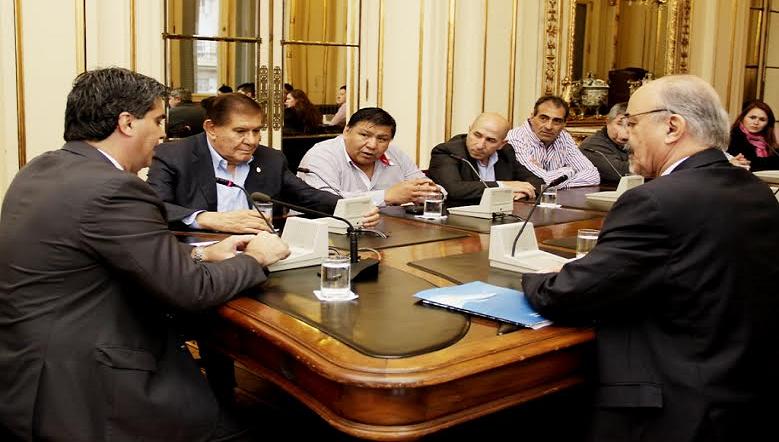 La Cumbre de Petroleros pasó a un cuarto intermedio para el martes