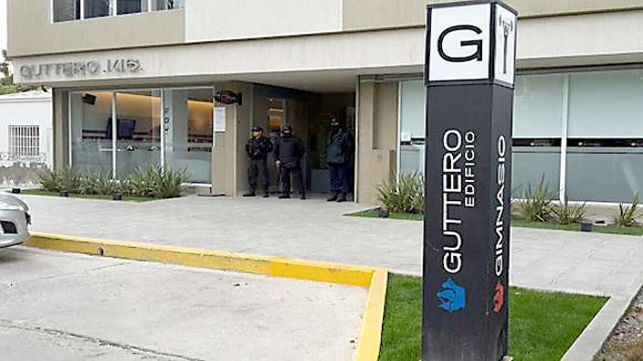 Allanamientos, detenidos e incautación de armas y dinero a petroleros de Santa Cruz