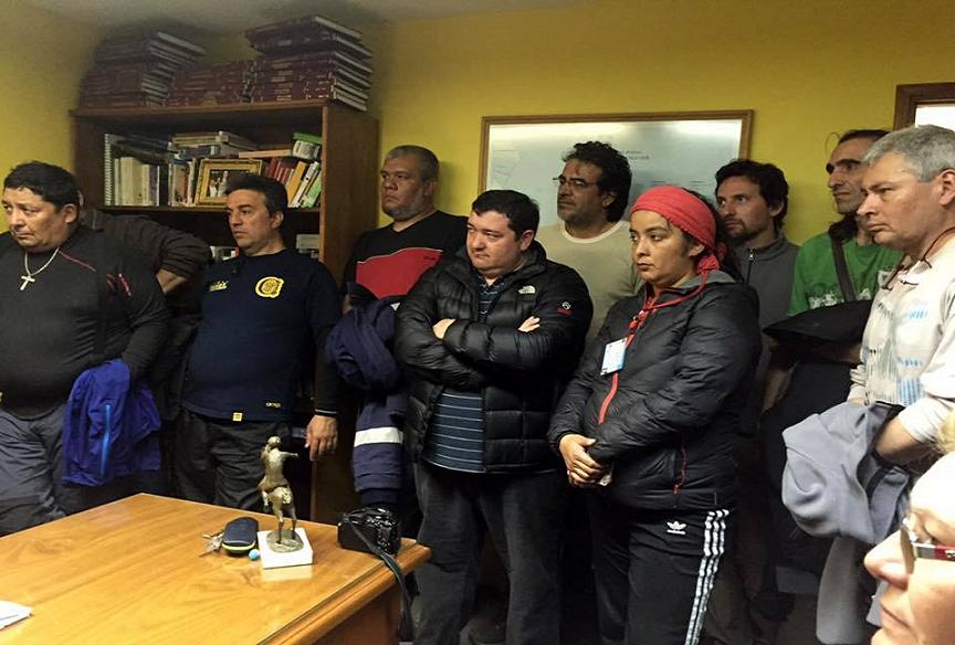 Dirigentes gremiales en la reunión con el Juez Penza. Foto: Prensa SOEM.