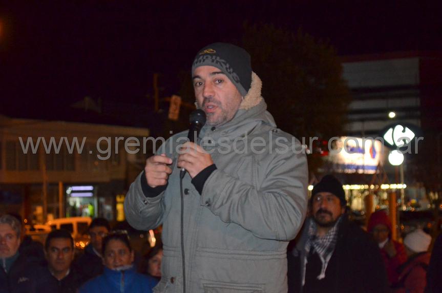 “Acá se tiene que comprometer el resto de la sociedad”, indicó Horacio Catena al convocar a un paro general provincial para el próximo miércoles. 