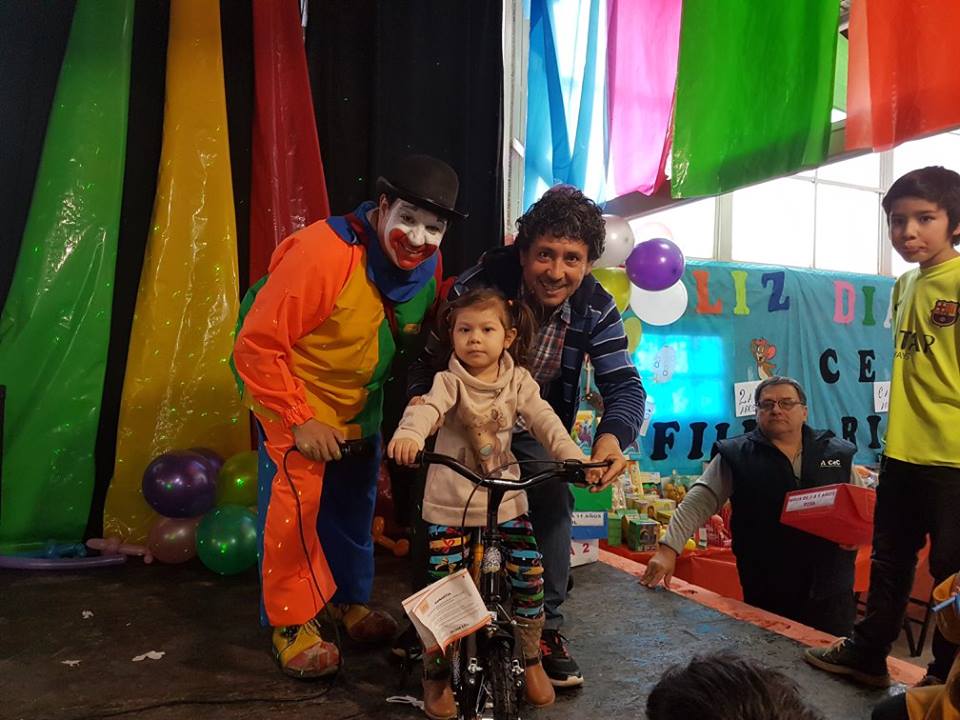 El pasado domingo en la ciudad de Tolhuin, el CEC celebró el Día del Niño para los hijos de los afiliados de esa ciudad. 